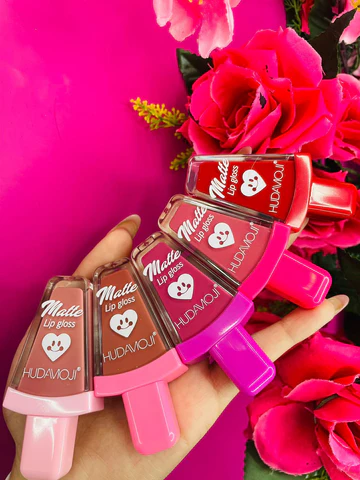 LABIAL LIQUIDO MATTE HUDAMOJI TONOS SURTIDOS